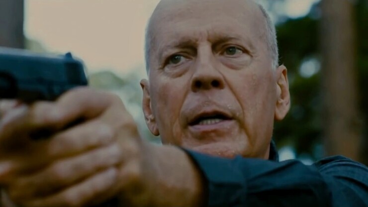 Шериф Брюс Уиллис отстреливается от целой банды в трейлере боевика «Американская осада»