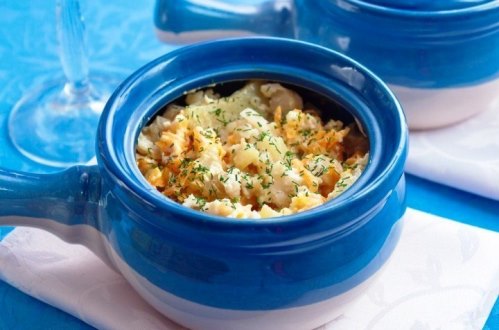 Горшочки с рыбой и картофелем