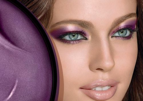 Холодные оттенки теней для голубых глаз