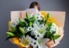 Букет с доставкой: удобство, красота и незабываемые эмоции