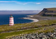 Морская прогулка в Териберке: диалог с океаном у края Европы