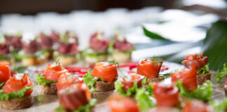 Кейтеринг в Санкт-Петербурге: полный гид по услугам